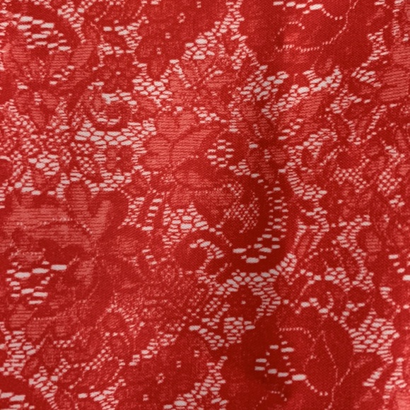 Limited Sleeveless Fit & Flare Floral Satin Print Dress with zipper and pockets. - Picture 2 of 9